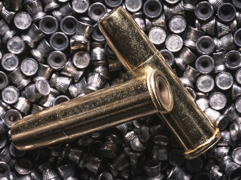 Vzduchový revolver DAN WESSON 715 - 4