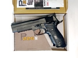 Airsoftová pištoľ P226-S5 CO2, celokov, BlowBack - čierna - VRÁTENÁ [KWC]