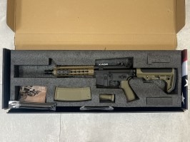 Airsoftová zbraň RRA SA-E08 EDGE™ Light Ops Stock - čierna / TAN - VRÁTENÁ [Specna Arms]