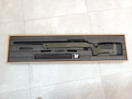 Airsoft sniper puška M40A3 (CM.700) - olivová (OD) - NEMOŽNO UTIAHNUŤ PAŽBA [CYMA]