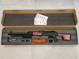 Airsoftový guľomet RPK - oceľ, pravé drevo, sklopné pažba (CM.052) - POŠKODENÁ POISTKA [CYMA]