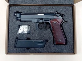 Airsoftová pištoľ M9A1, plyn blowback (GBB) - čierna, drevené črienky - NEFUNKČNÁ [Snow Wolf]